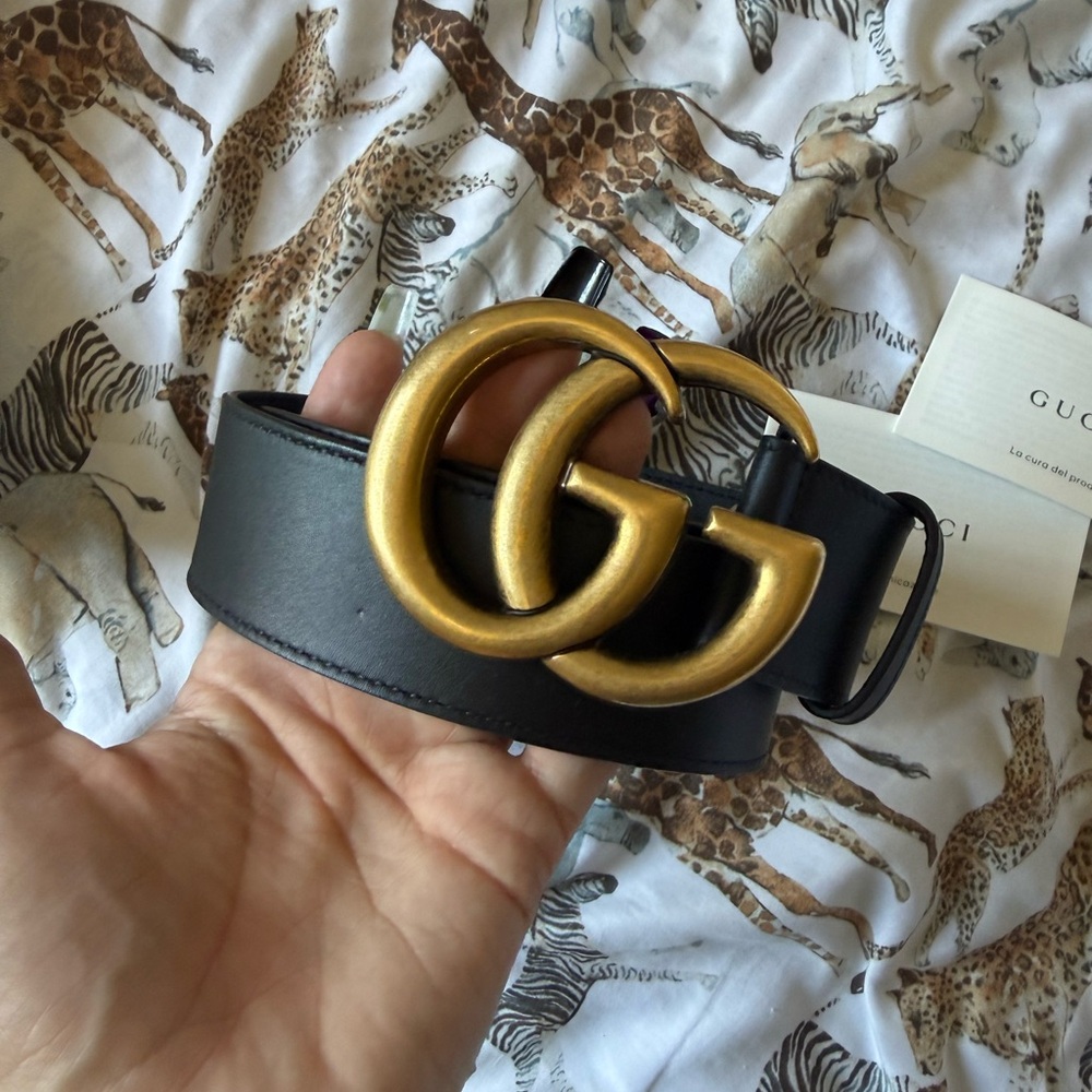 Gucci Black Leather Belt with Gold-Tone Hardware